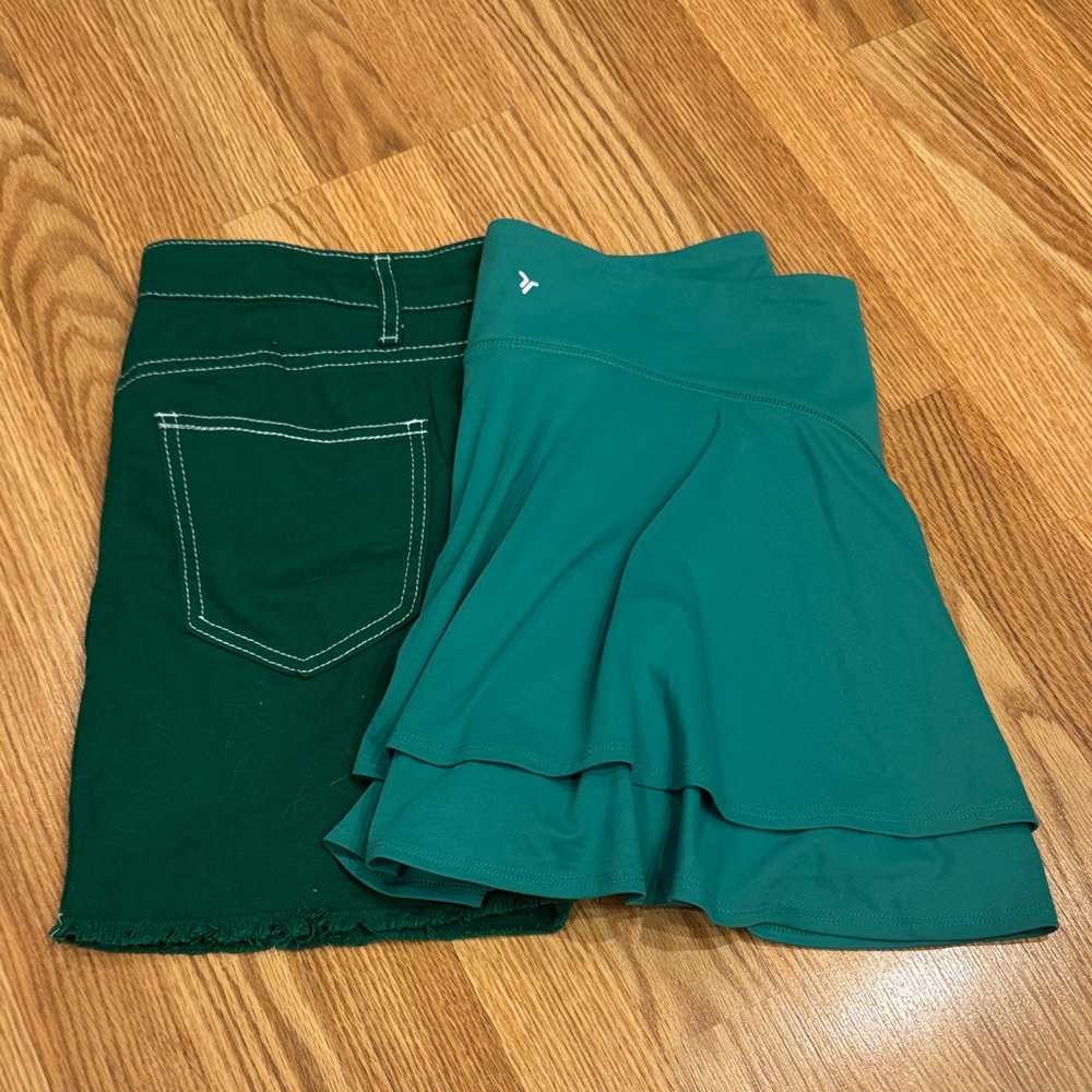 Large Green Skirt and Skort Bundle